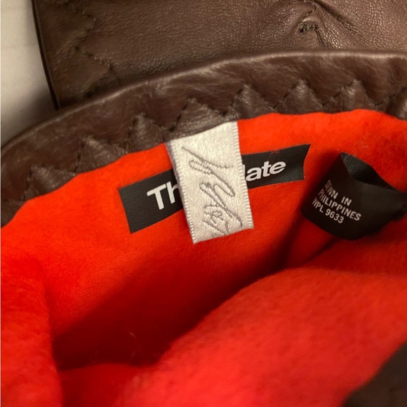 Lord & Taylor Brown Genuine Leather Inner Thinsulate Gloves Size 7.5. - Picture 4 of 7